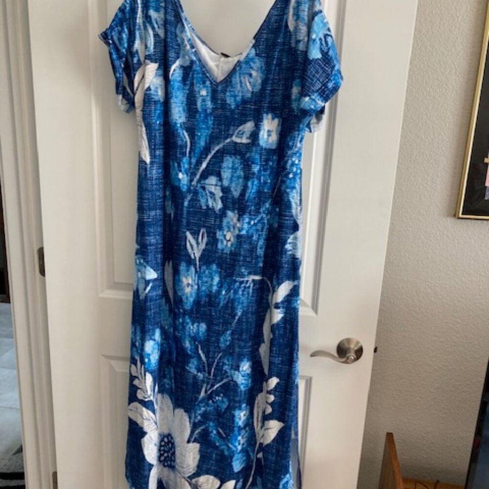 Long Blue Floral Maxi Dress - NEW